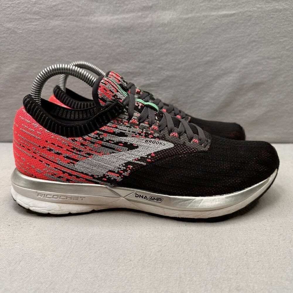 Brooks Ricochet Womens Size 7.5 (B) Shoes Black Pink Athletic Running Sneakers